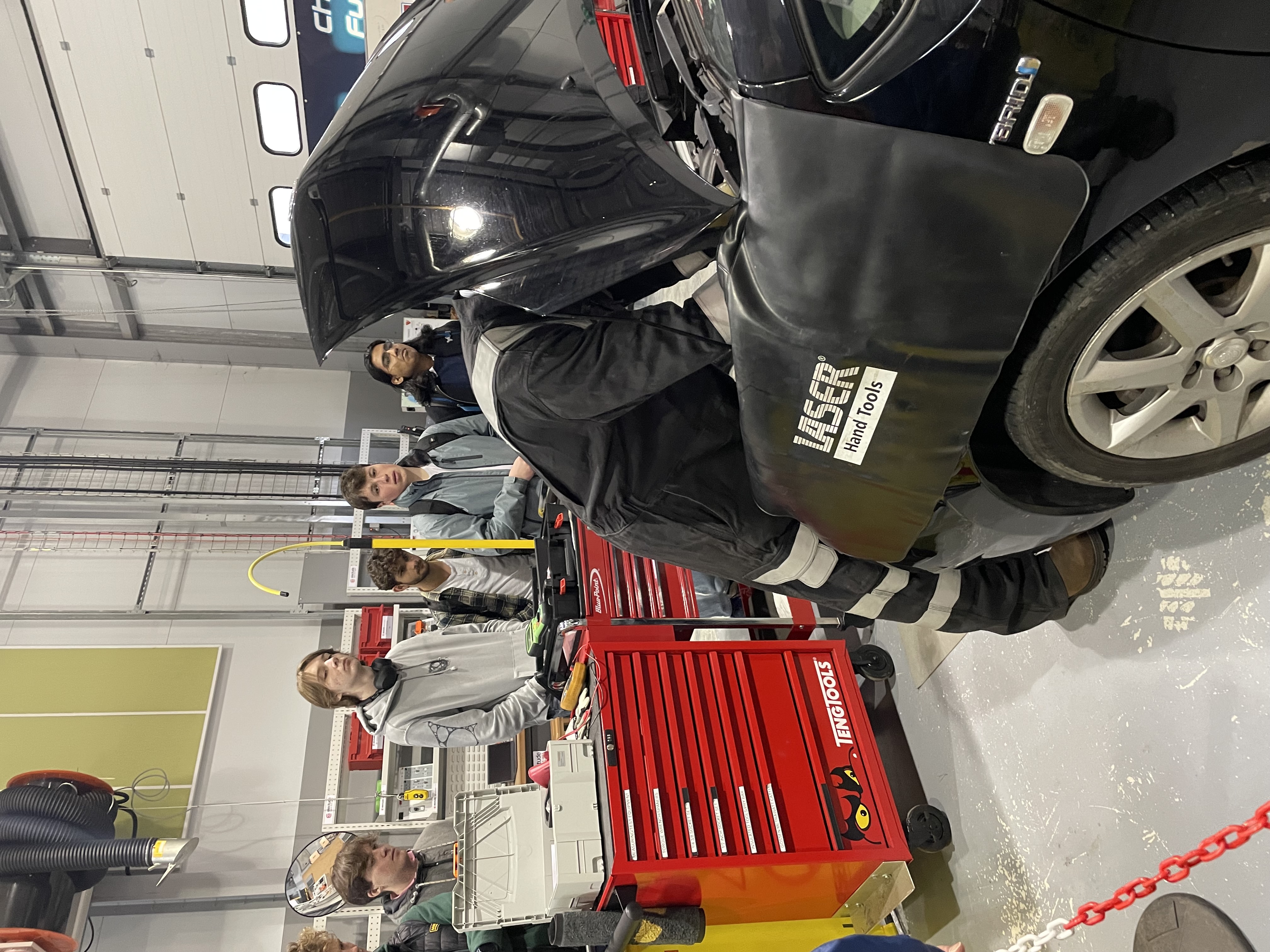XElectric students visiting Exeter College engineering facilities
